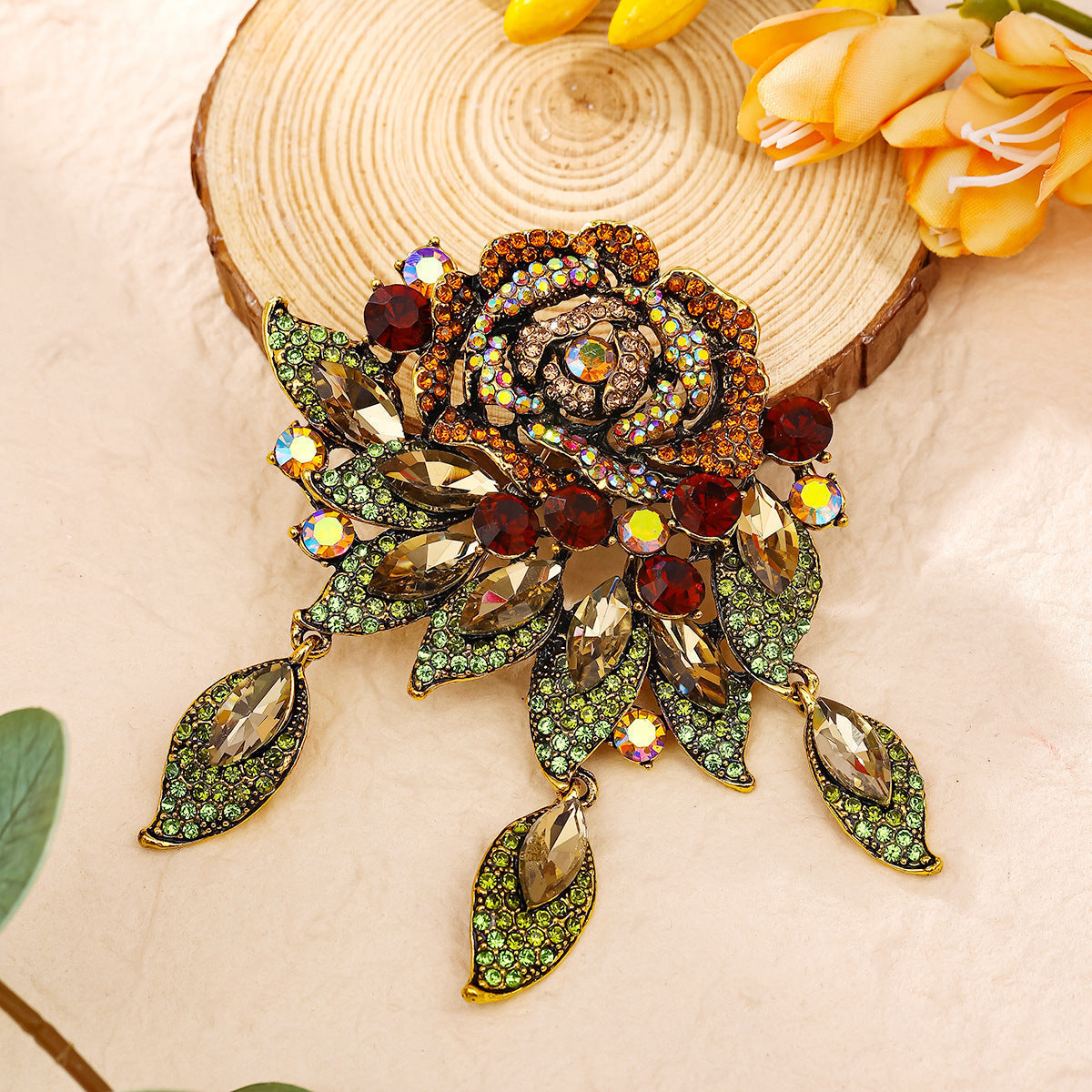 High-End Luxury Retro Exaggerated Rose Brooch