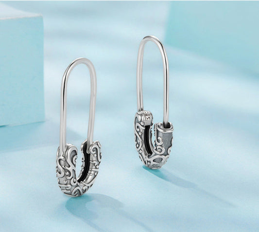 Retro Grass Pattern Clip-On Ear Hook