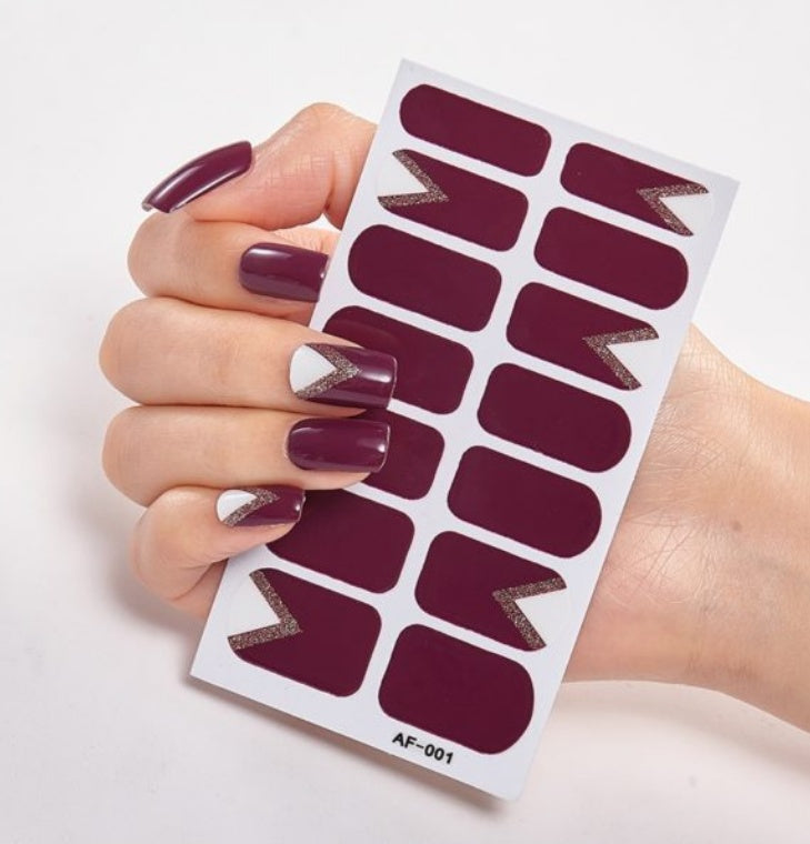 Adhesive Nail Polish Wraps with Glue