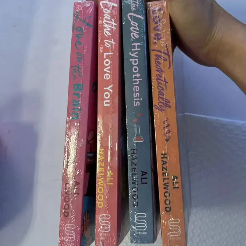 1 Book By Ali Hazelwood The Love Hypothesis/Love on The Brain/Loathe to Love You /Love, Theoretically Novel English Book