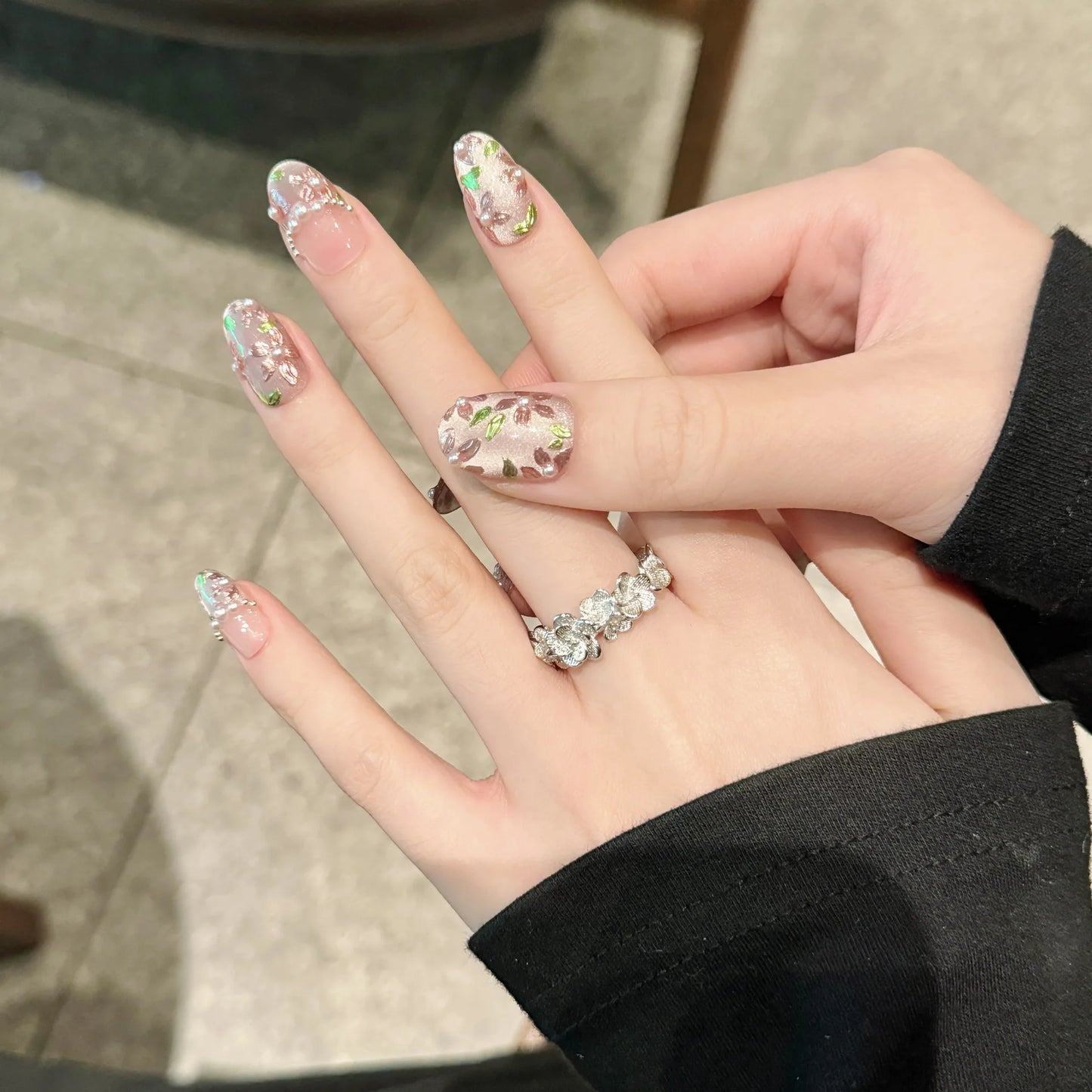 10pcs Handmade Press On Nails Hand-painted Flower Glossy Purple Cat's Eye False Nails Pearl Decor French Style Spring Fake Nail