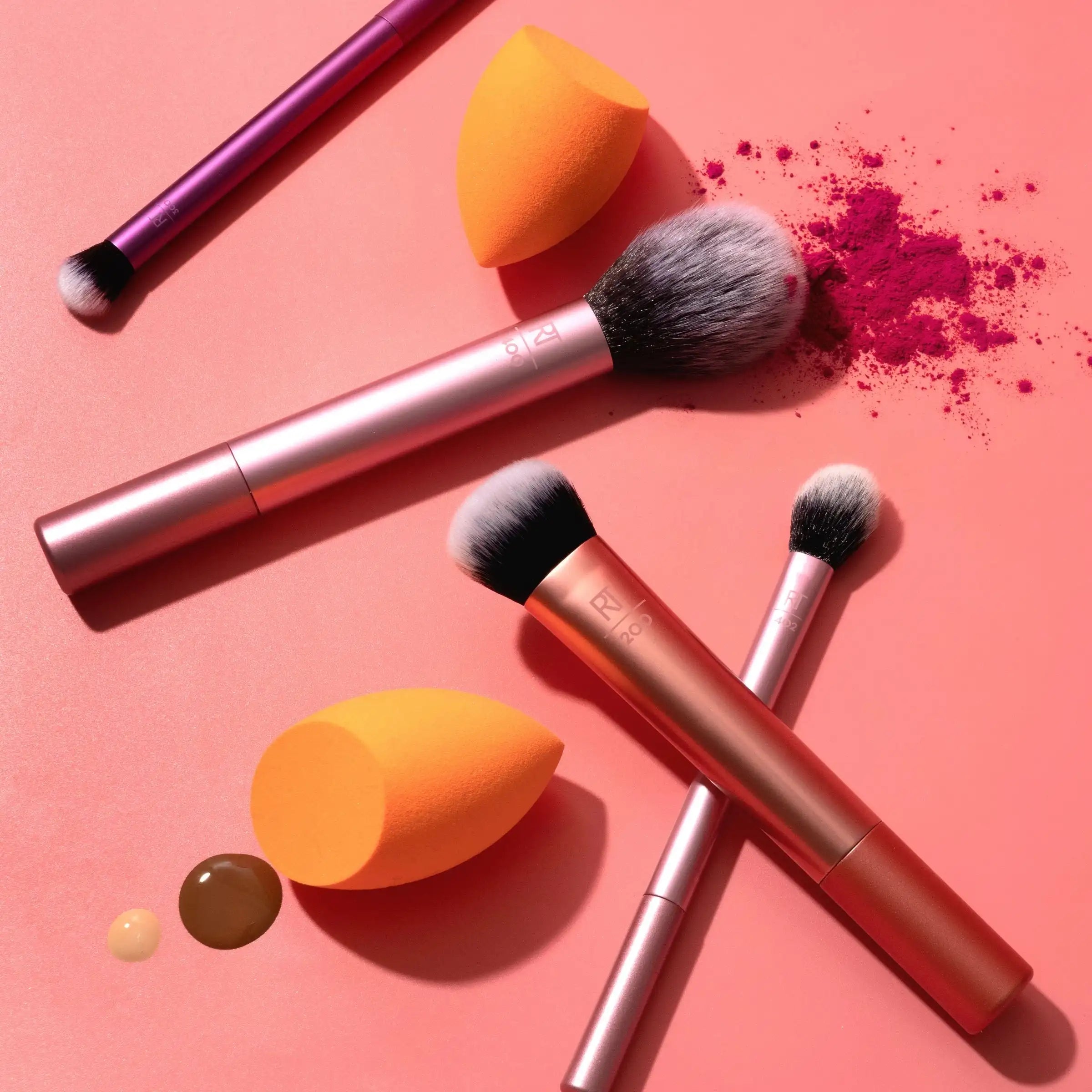 Real Techniques Professional Makeup Brushes Set Foundation Powder Contour Blush 1786 Concealer Eyeshadow Blending Cosmetic INS