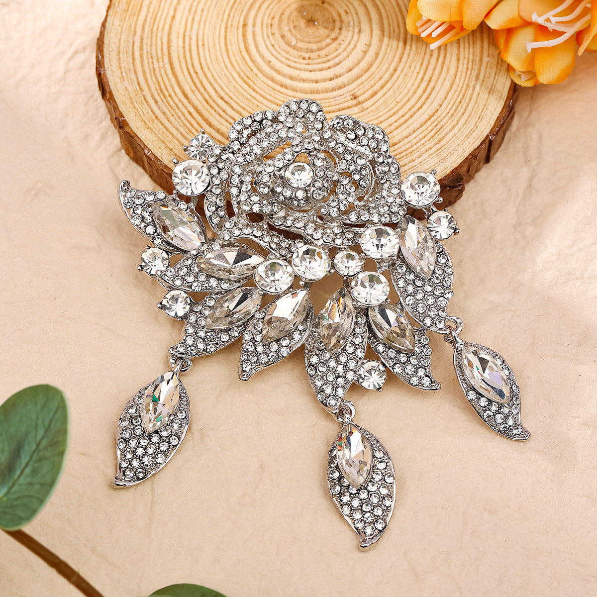 High-End Luxury Retro Exaggerated Rose Brooch