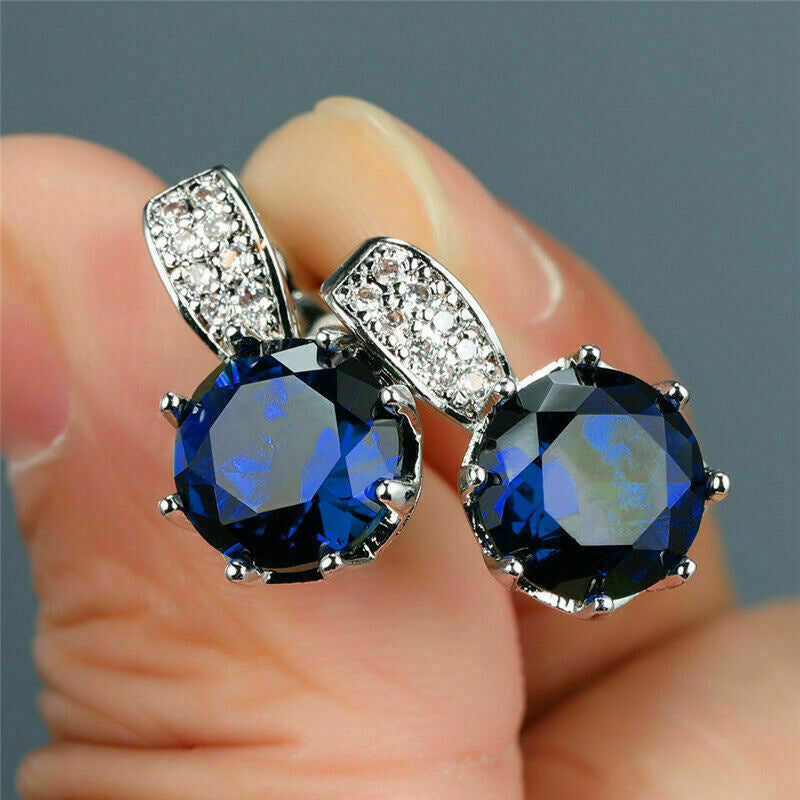 Simple Commuter Earrings for Women